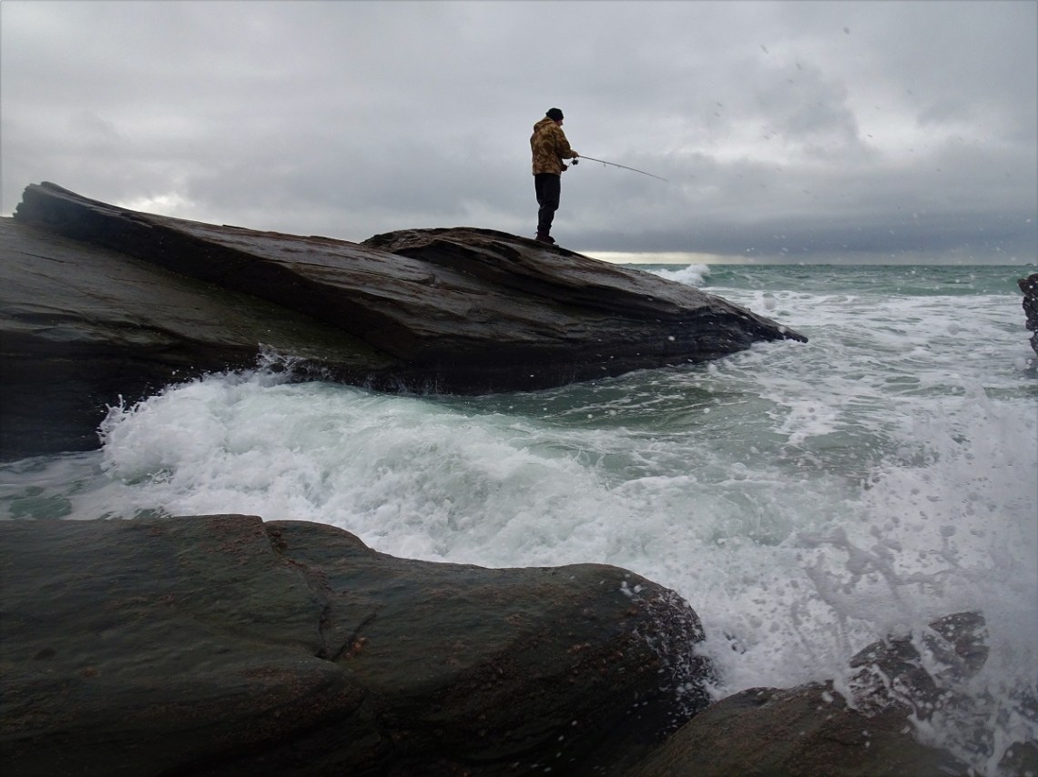 Perfect bass lure fishing conditions